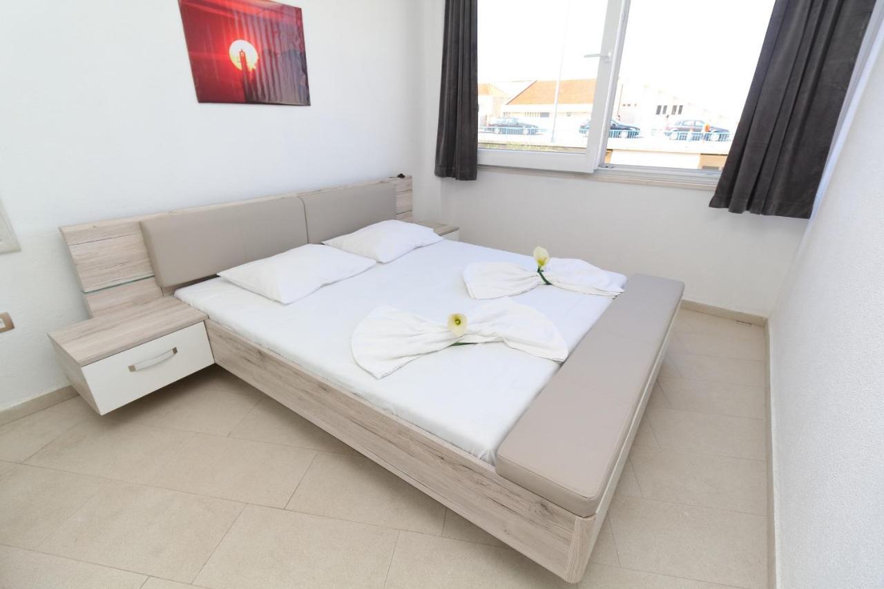 Apartmani Kike Makarska Extérieur photo
