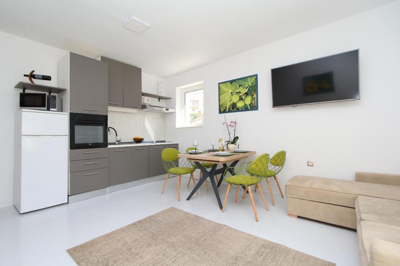 Apartmani Kike Makarska Extérieur photo