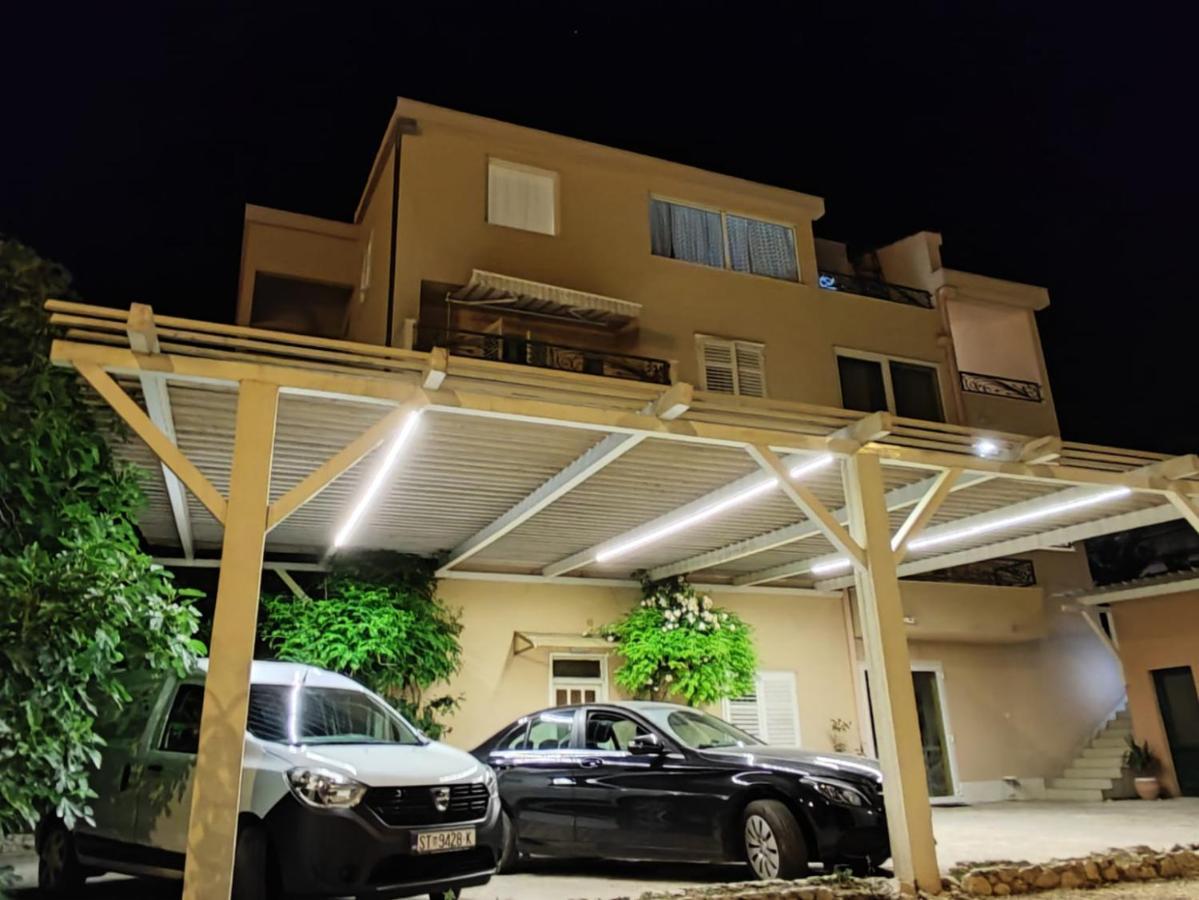 Apartmani Kike Makarska Extérieur photo